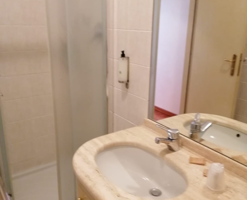 3a33e2f4-952b-495a-ba3e-20ca03ab0632