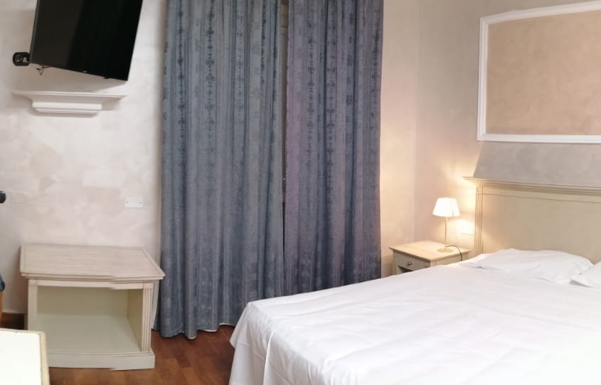 5f06145b-92a5-4849-9649-28279b28e82c